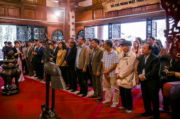 LÊ BẢO MINH ĐỒNG HÀNH CÙNG LỄ KỶ NIỆM 73 NĂM NGÀY TRUYỀN THỐNG NHIẾP ẢNH VIỆT NAM