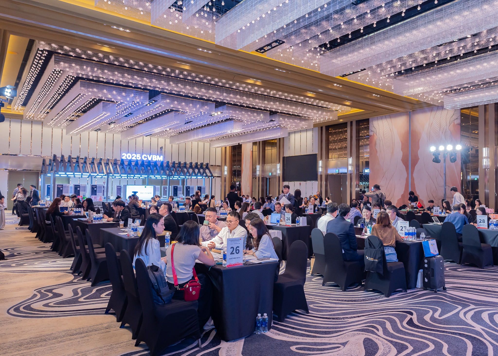 Yếu tố không gian rất quan trọng khi chọn dịch vụ thuê máy in cho sự kiện