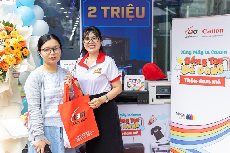 LÊ BẢO MINH ĐỒNG HÀNH CÙNG ĐỐI TÁC PHONG VŨ TẠI LỄ KHAI TRƯƠNG CHI NHÁNH PHAN RANG