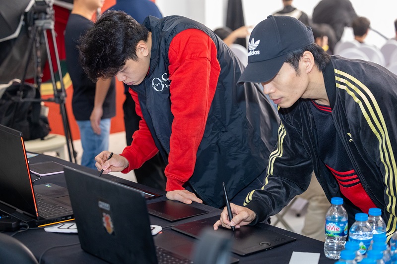 LÊ BẢO MINH TẠI WORKSHOP "BẮT TRỌN TỪNG SẮC ĐỘ, THỂ HIỆN CẢM XÚC TRONG HÌNH ẢNH"