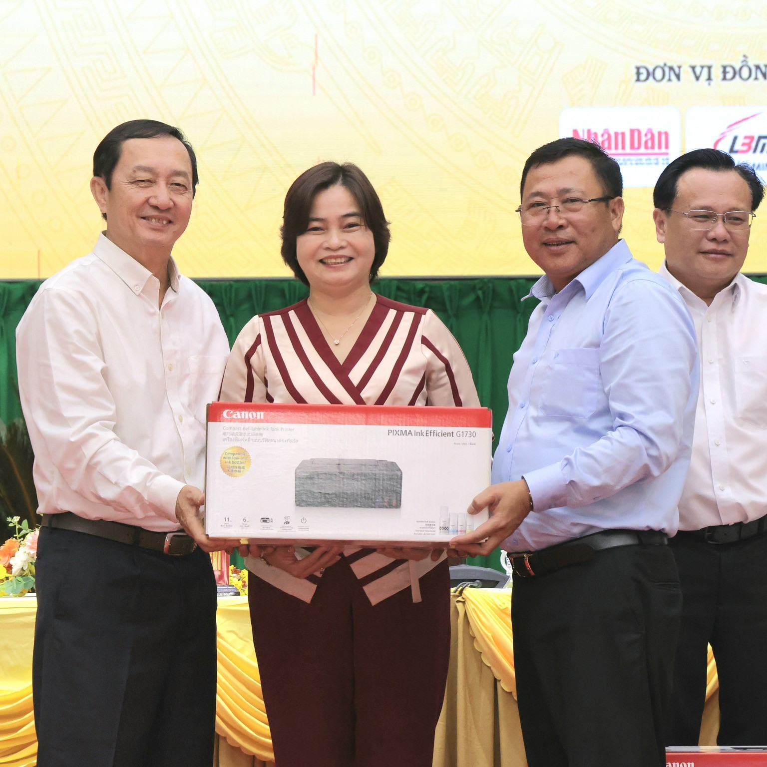 LÊ BẢO MINH TẠI HỘI NGHỊ TUYÊN TRUYỀN VỀ ĐỘT PHÁ PHÁT TRIỂN KHOA HỌC, CÔNG NGHỆ TỈNH VĨNH LONG