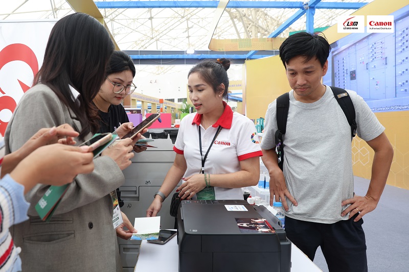 LÊ BẢO MINH TẠI HỘI CHỢ MÙA THU LẦN THỨ NHẤT 2025