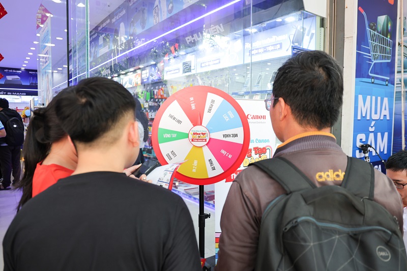 LÊ BẢO MINH HÂN HẠNH ĐỒNG HÀNH CÙNG LỄ KHAI TRƯƠNG DIỆN MẠO MỚI CỦA QUÝ ĐỐI TÁC PHONG VŨ