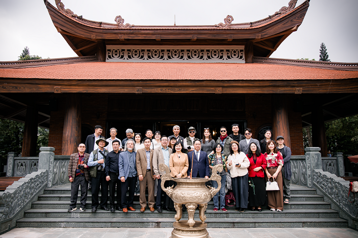 LÊ BẢO MINH ĐỒNG HÀNH CÙNG LỄ KỶ NIỆM 73 NĂM NGÀY TRUYỀN THỐNG NHIẾP ẢNH VIỆT NAM