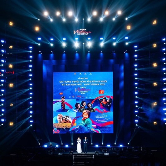 VINH DANH NHÂN VIÊN ĐẠT THÀNH TÍCH XUẤT SẮC TẠI GIẢI THƯỞNG “VIỆT NAM HẠNH PHÚC – HAPPY VIETNAM 2025”