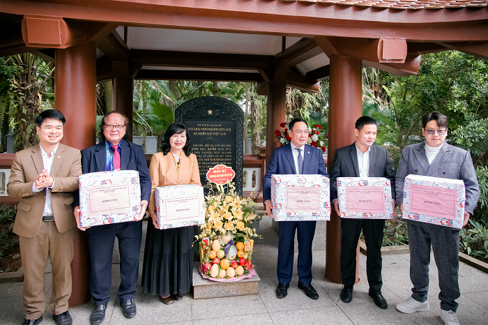 LÊ BẢO MINH ĐỒNG HÀNH CÙNG LỄ KỶ NIỆM 73 NĂM NGÀY TRUYỀN THỐNG NHIẾP ẢNH VIỆT NAM